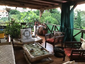Property grounds - 2 Bedroom Apartment in fort de france (fort de france)