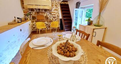 Charming 2-Person Cottage with Garden & Shared Amenities in Montenay