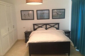 5 bedrooms, WiFi, bed sheets - Villa Lumineuse Ensoleillee Toute LA Journee (HURGHADA EL GOUNA)