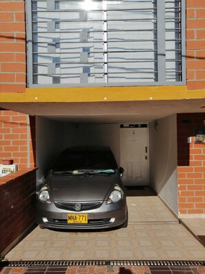 Property grounds - Casa cerca al Aerpuerto  y hospital San Vicente
Cozy House close to the Airport. (Rionegro)