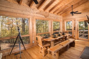 Dining - NEW!!!! Cozy cabin! hot tub, game room, fire pit, outdoor space, decks, private (Banner Elk)