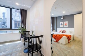 Deluxe Studio | Free WiFi - SAZI Opera Home HCMC (Ho Chi Minh City)