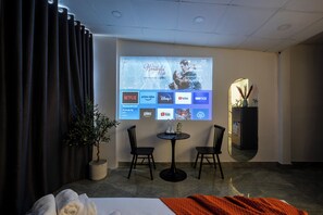Deluxe Studio | Free WiFi - SAZI Opera Home HCMC (Ho Chi Minh City)