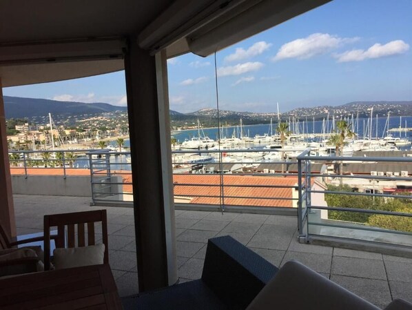 Terassi/patio