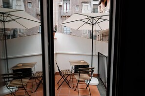 Interior - Catania Loft: Top Design, Prime Location, Sleeps 4 (Catania)