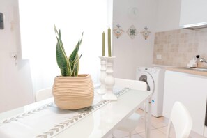 Interior - Catania Loft: Top Design, Prime Location, Sleeps 4 (Catania)