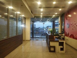 Reception - The Palm Hotel & Restaurant (Jaipur)