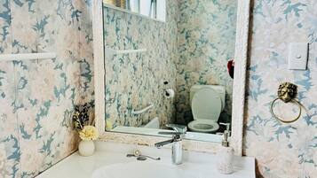 Comfort Room | Bathroom | Shower, rainfall showerhead, hair dryer, towels