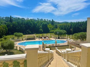 Piscina externa, piscina aquecida