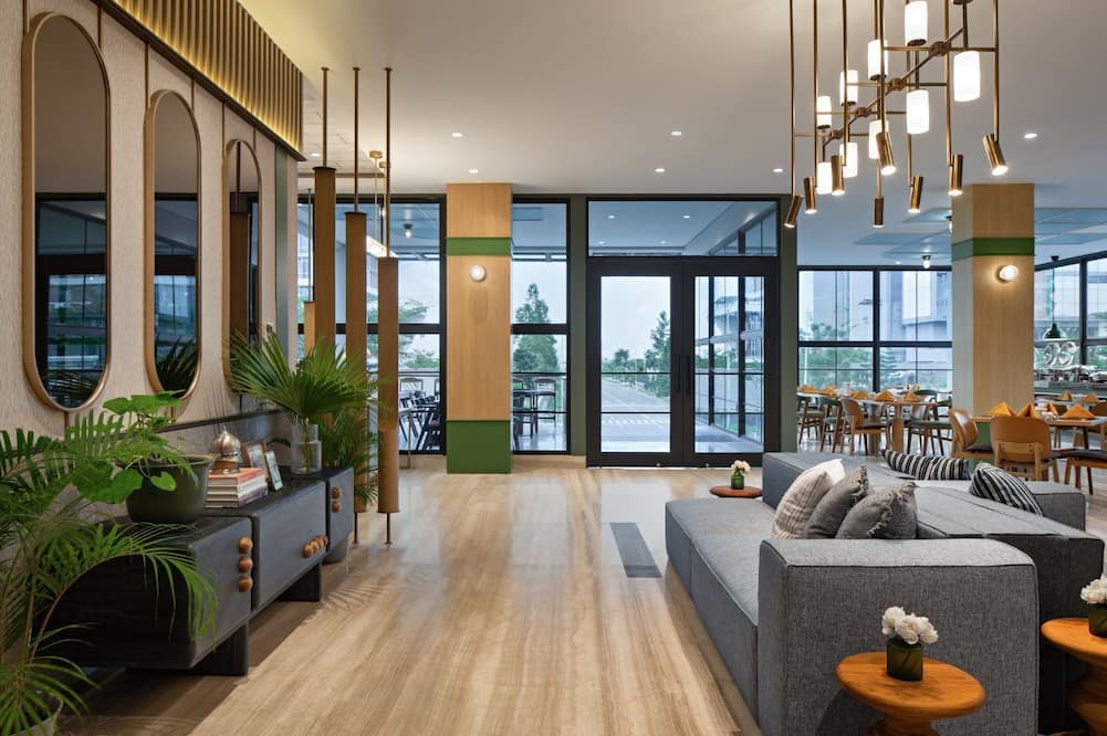 MaxOneHotels Kota Harapan Indah Bekasi