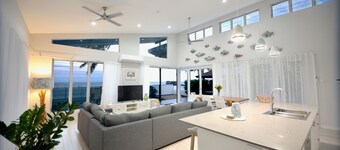 Luxury ocean property “ La Flotte” in North Qld