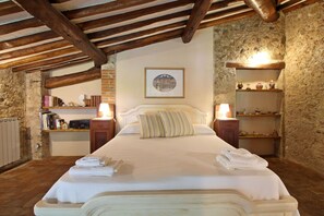 5 Schlafzimmer, Bügeleisen/Bügelbrett, Reisekinderbett, kostenloses WLAN