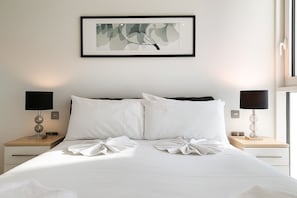 1 bedroom, iron/ironing board, free WiFi