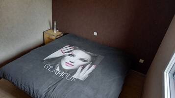 1 chambre, draps fournis