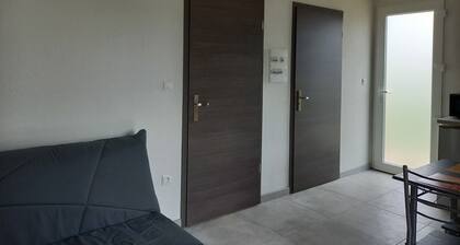 petite maison neuve indépendante