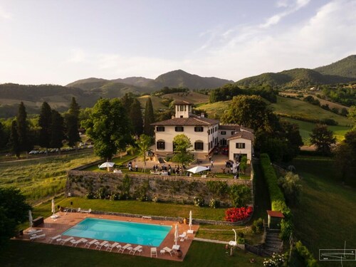 Stunning Medici Villa with private pool and SPA