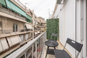 Exterior detail - Nomad Pennie Home by CloudKeys (Athens)