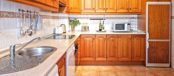 3 bed in Los Jarales Calahonda close to the beach