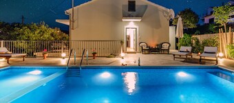 Holiday Home Near the Beach