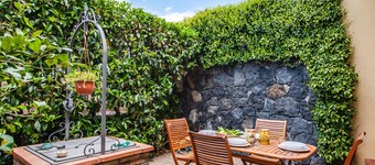 Siliqua House with Garden by Wonderful Italy