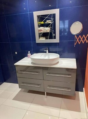 Bathroom - Apartamento de Lujo Puerto Banús Piscina y Parking (Marbella)