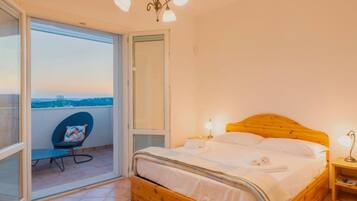 2 camere, ferro/asse da stiro, Wi-Fi gratuito, lenzuola