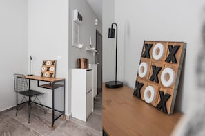 Deluxe Apartment | Living area | 50-inch TV with digital channels, Netflix, streaming services