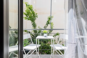 Deluxe Apartment | Terrace/patio