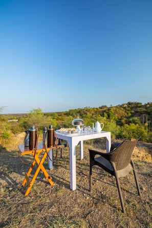 BBQ/picnic area - Citrus County, Hoshiarpur, Amã Stays & Trails (Hoshiarpur)