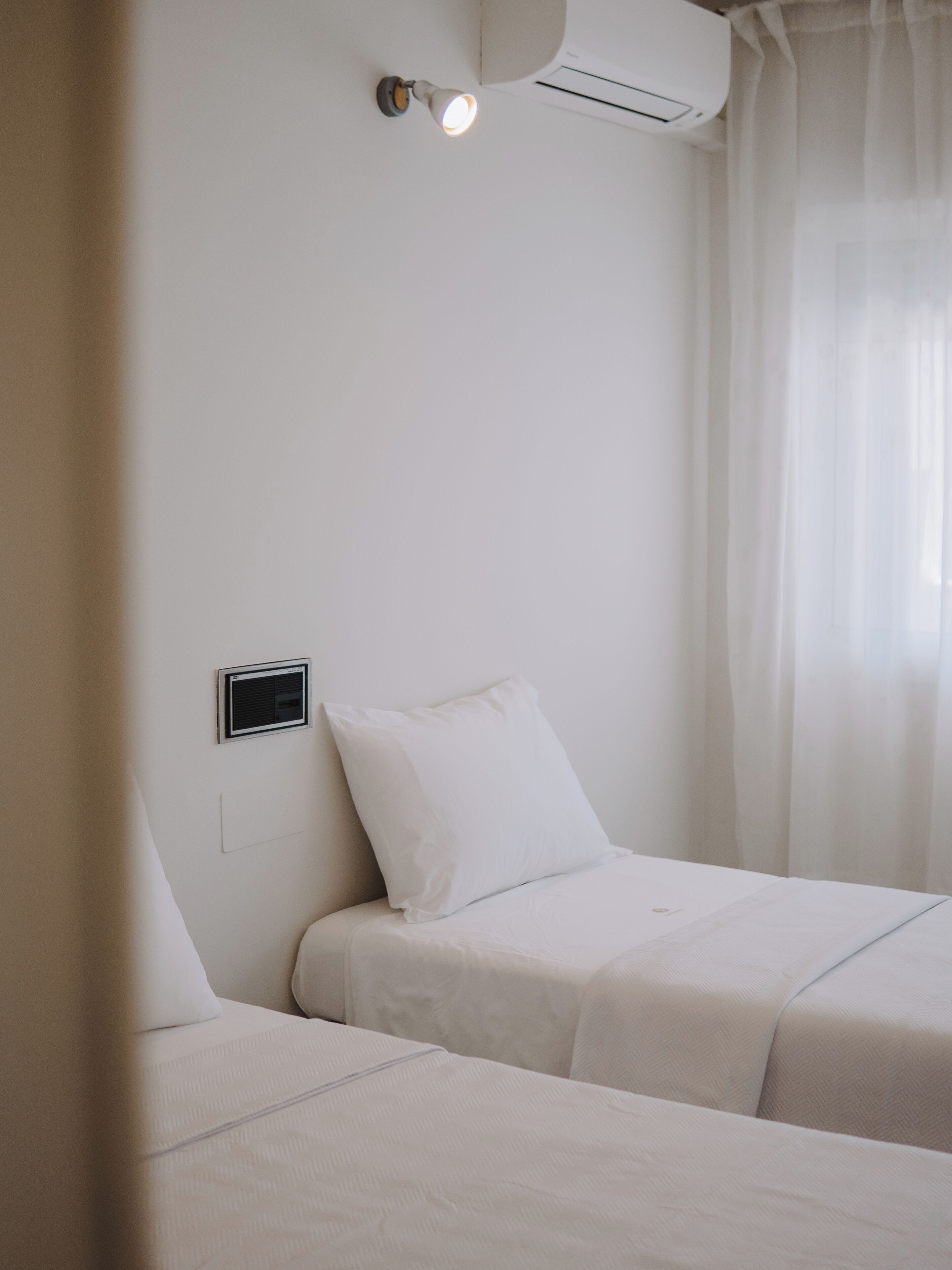 Desk, free WiFi, bed sheets