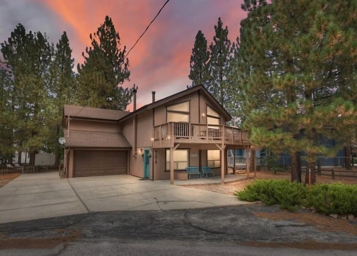 Photo 4 of FIREWORKS walk to! Walk to LAKE & SLOPES, Gameroom, Close to EVERYTHING