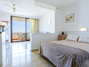 1 chambre, fer et planche à repasser, Wi-Fi