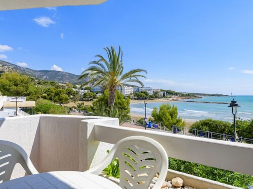 Eurhostal - Seaview by Interhome