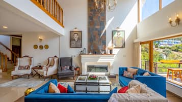 40-inch LED TV with satellite channels, TV