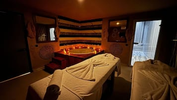 Couples treatment rooms, massages