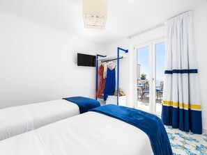 Panoramic Apartment | 2 bedrooms, desk, iron/ironing board, free WiFi - Blue Waves (Positano)