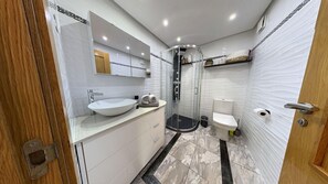 Shower, hair dryer - Casa Hauchart - A Murcia Holiday Rentals Property (Roldan)