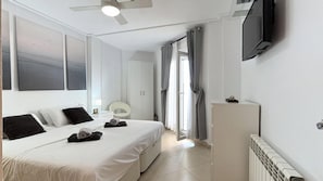 2 slaapkamers, een strijkplank/strijkijzer, gratis wifi