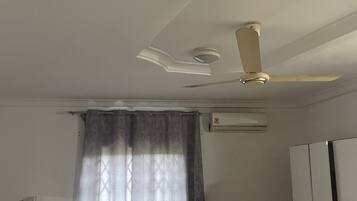 9 soverom, wi-fi og sengetøy