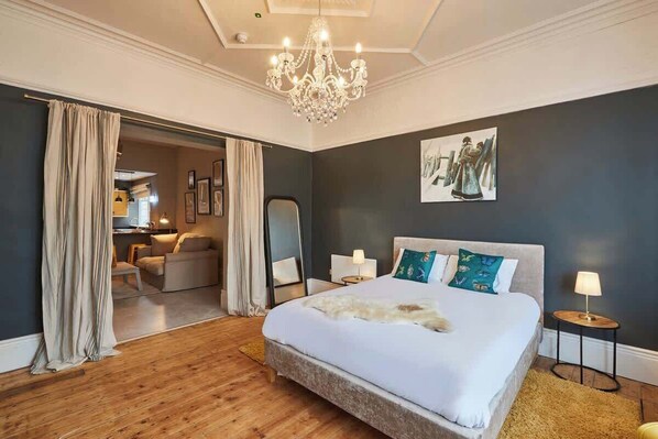 1 Schlafzimmer, Bügeleisen/Bügelbrett, Reisekinderbett, kostenloses WLAN