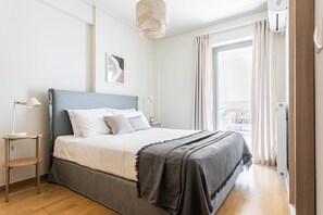 Deluxe-Apartment | 2 Schlafzimmer, Schreibtisch, laptopgeeigneter Arbeitsplatz