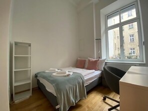 1 makuuhuone, työpöytä, ilmainen Wi-Fi