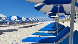 Playa en los alrededores y traslado desde/hacia la playa gratis