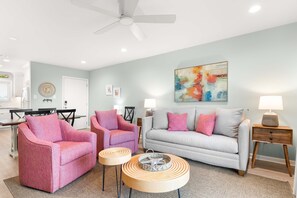 Smart TV - Lighthouse Point 18C | Ocean Front Views! (Tybee Island)