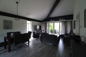 Smart-TV, DVD-Player