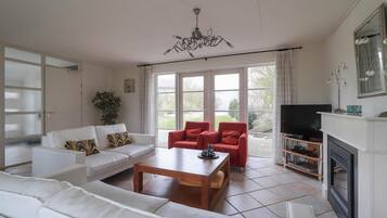 Smart TV, DVD player