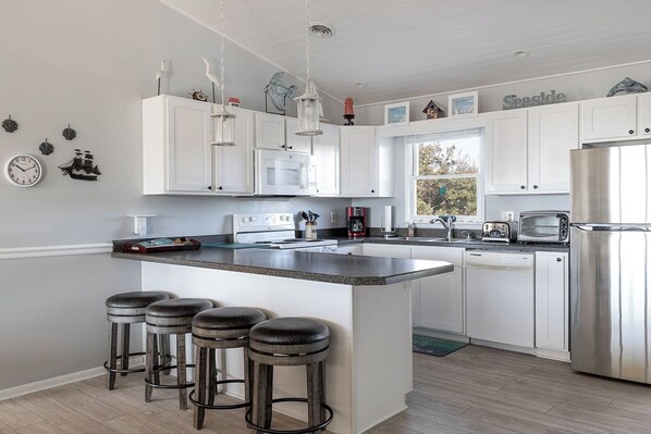 Fridge, microwave, dishwasher, coffee/tea maker