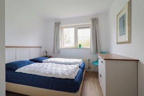 4 Schlafzimmer, Bügeleisen/Bügelbrett, WLAN