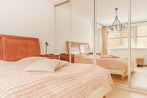 3 Schlafzimmer, Bügeleisen/Bügelbrett, WLAN