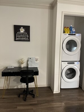 Interior - 💎Elegance Cozy Unit💎 (Buford)